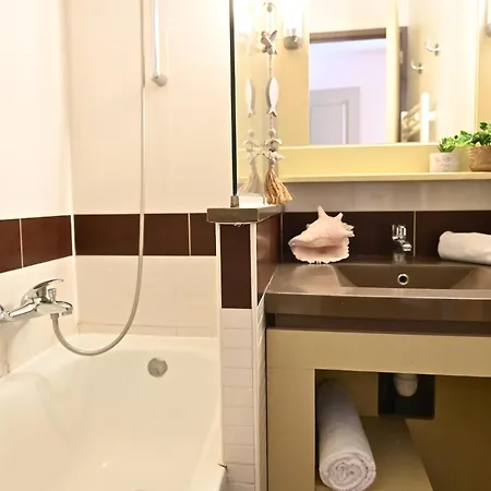 Village Cap Esterel - Le Village-65 By Interhome * Saint-Raphael (Var)